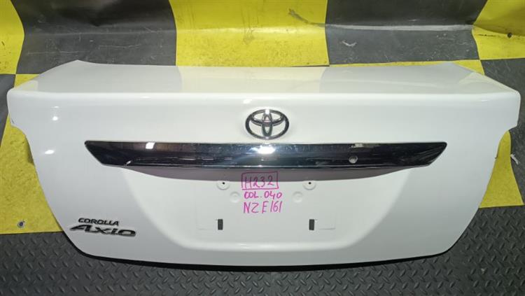 Крышка багажника Тойота Королла Аксио в Аргуне 103985