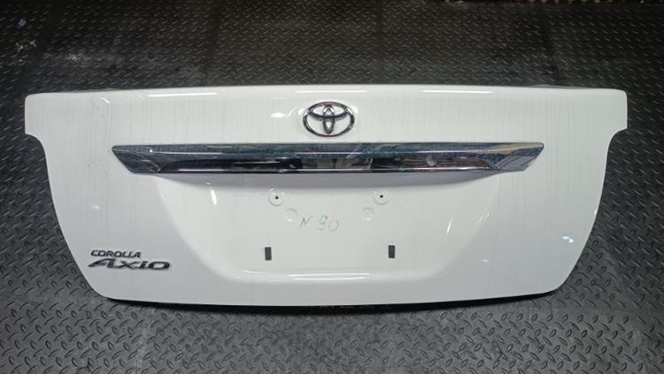 Крышка багажника Тойота Королла Аксио в Аргуне 106942