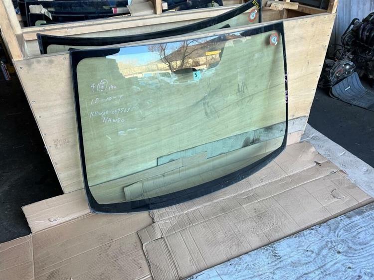 Лобовое стекло Тойота Приус в Аргуне 236521