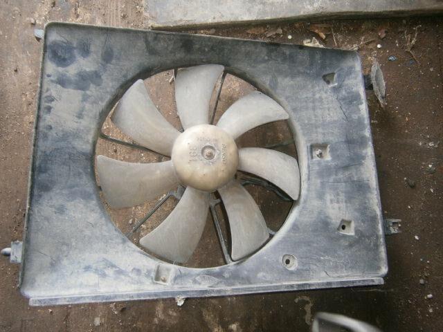 Диффузор радиатора Хонда Джаз в Аргуне 24051
