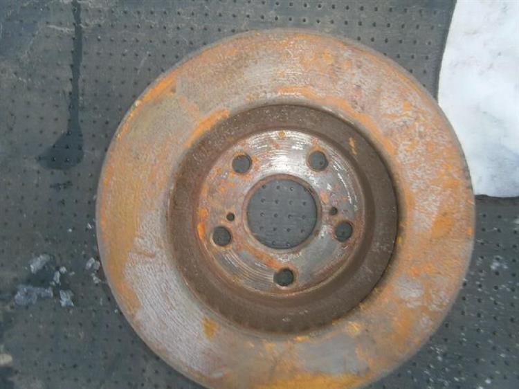 Тормозной диск Тойота Приус в Аргуне 65169