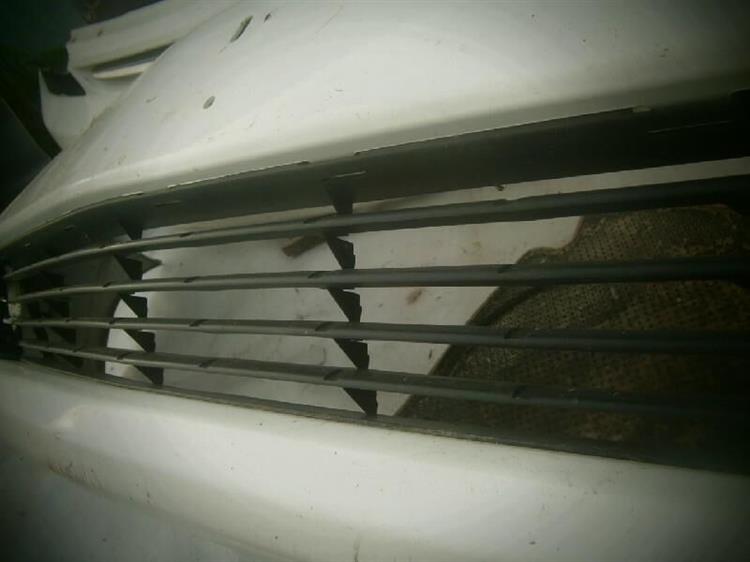 Решетка радиатора Тойота Приус в Аргуне 72763